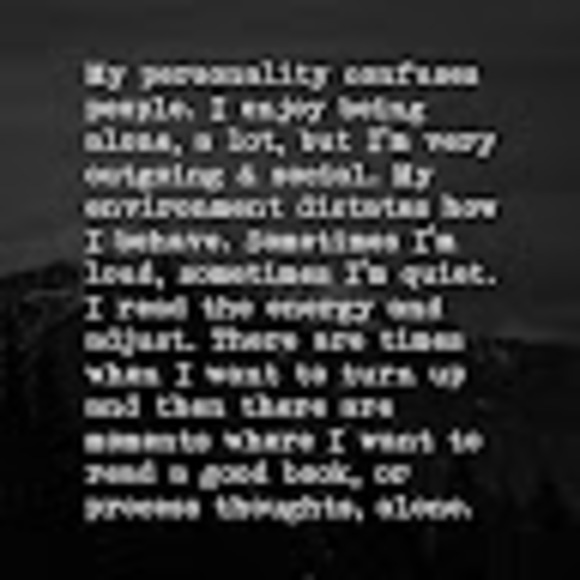 Meet your Posher, Sarah - Picture 1 of 1